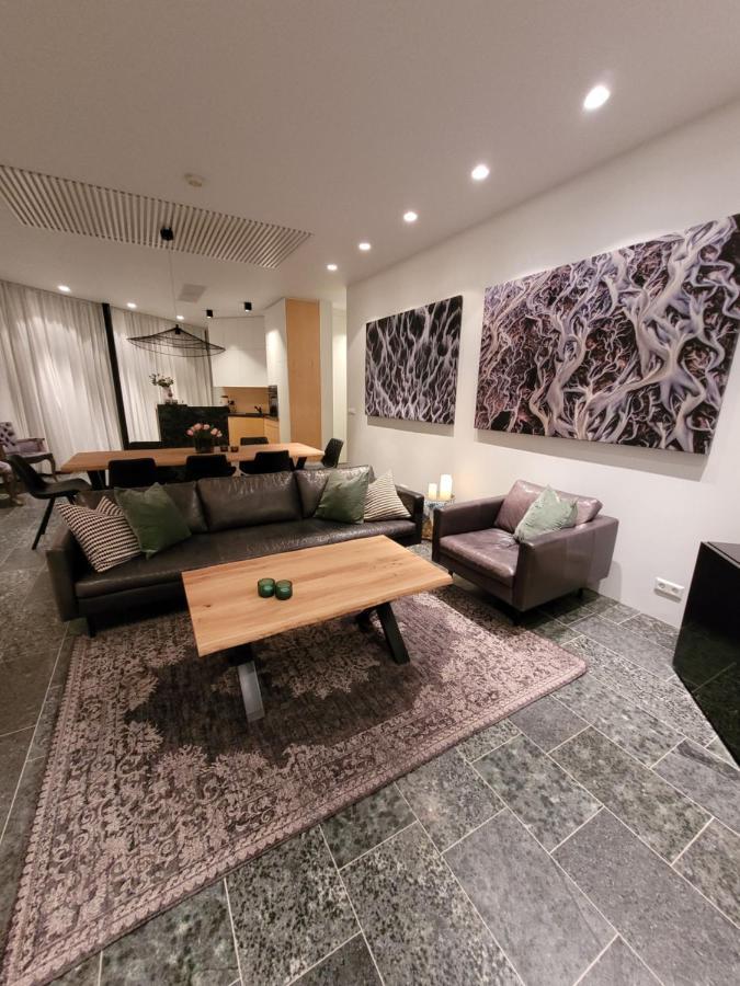 Klettasel Villa By Ourhotels Hof  Bagian luar foto